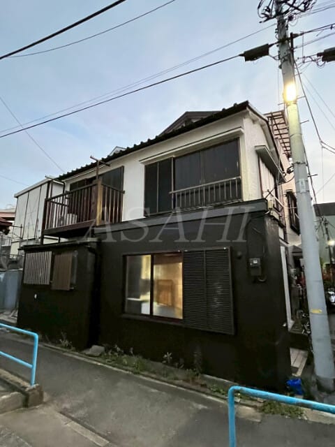 本木南町貸家の写真