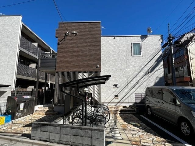 クレイノスヨンの写真