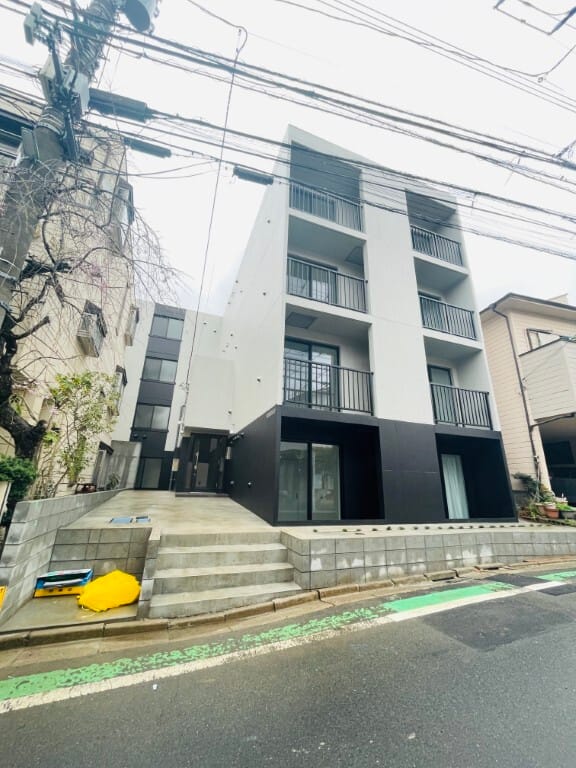 BIBLIO MEGURO(ビブリオ メグロ)の写真