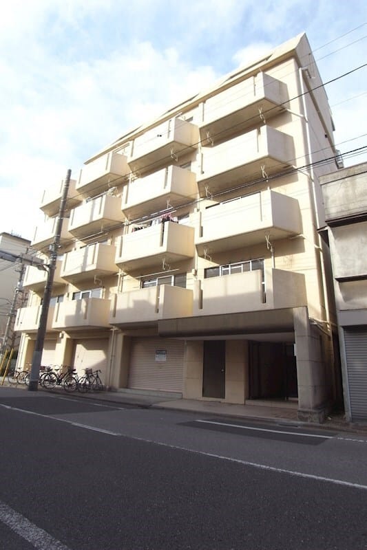 越田ビルの写真