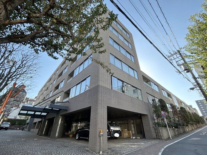 松濤アパートメントの写真