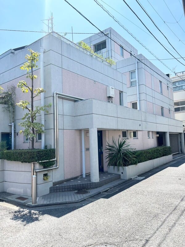 櫻井フラットの写真