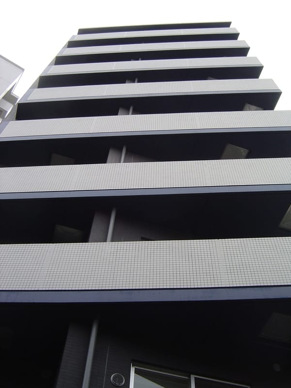 ヴァレッシア椎名町駅前シティの写真