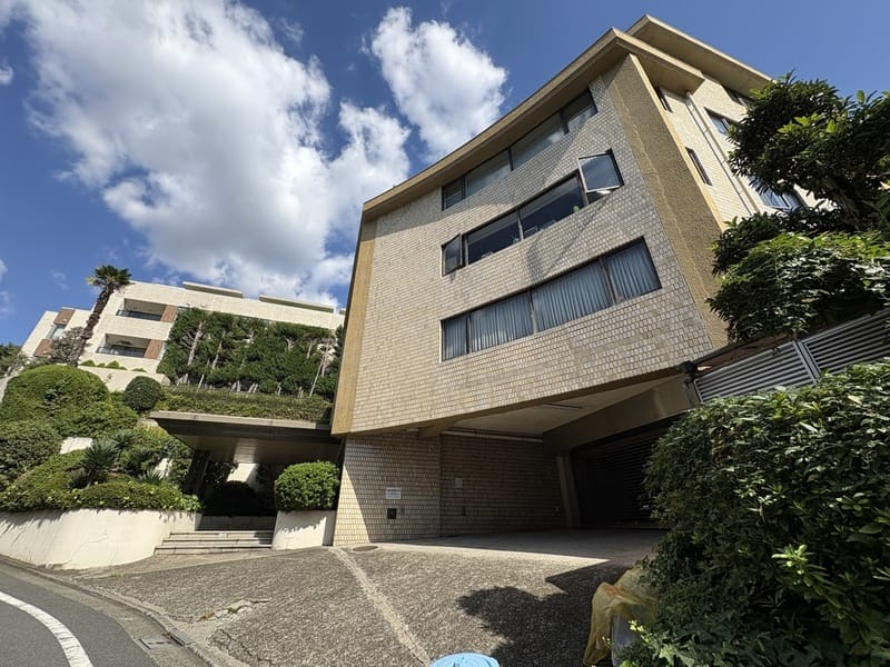 青葉台ロイヤルガーデンの写真