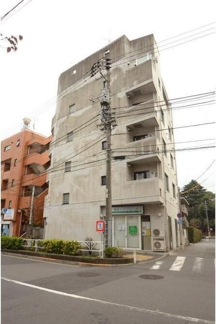 Win駒場 301