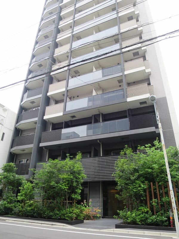 プレサンスジェネ浅草WESTの写真