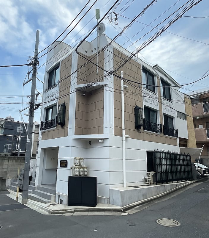 HERME YOYOGI OUESTの写真