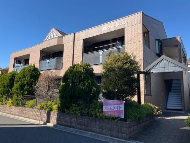 フォールバレーの写真