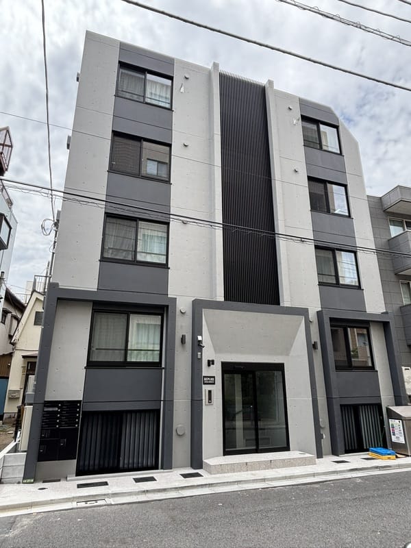 ブルーフェザーマンションの写真