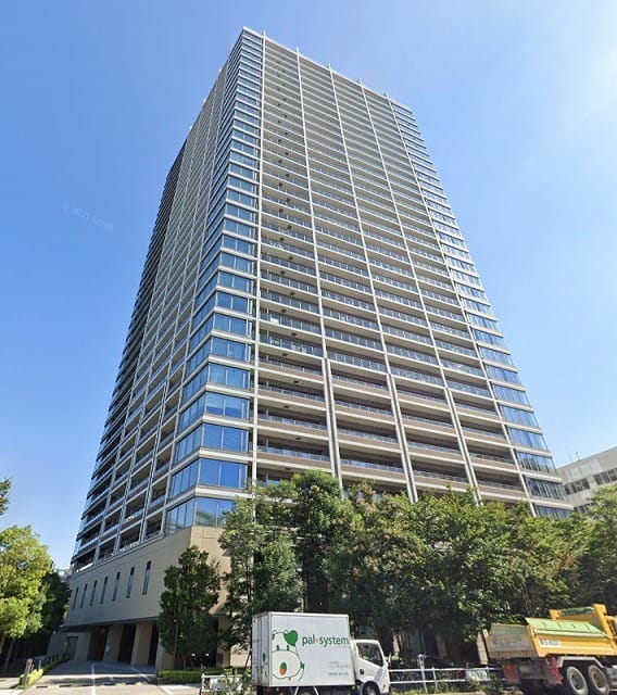 グローバルフロントタワーの写真