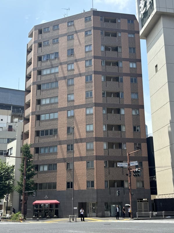 Totsu Residence Shiodome 904