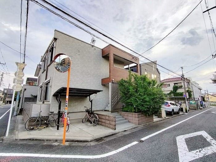 クレイノピアフの写真