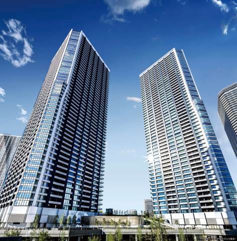 DEUX TOURS(ドゥ・トゥール)の写真