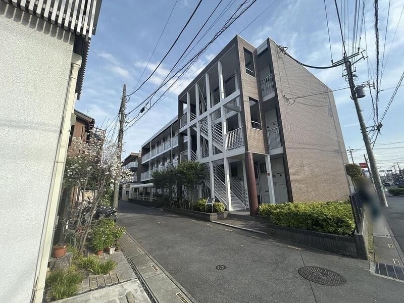 レオパレスサントーヨーの写真