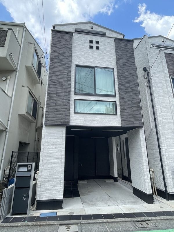 渋谷区代々木4丁目戸建の写真