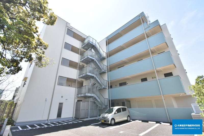 クレール エラブルの写真