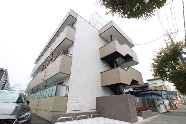 フローレス13番館の写真