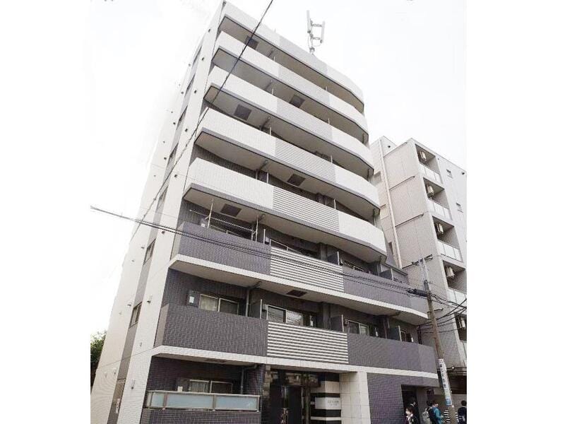 REALIZE新宿の写真