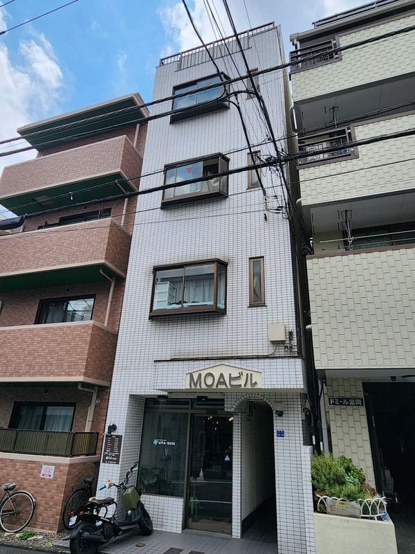 MOAビルの写真