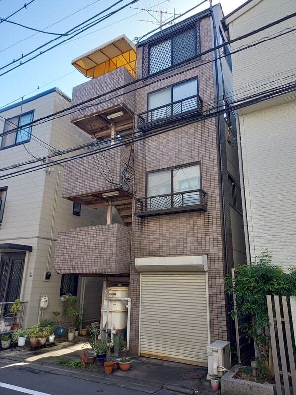 浅見ビルの写真