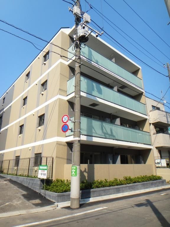 COCORAS MOTOYOYOGIの写真