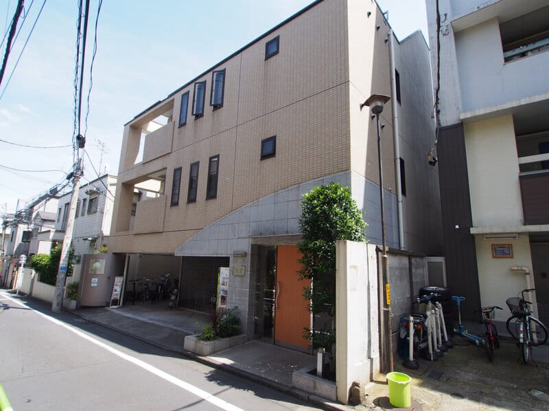 クレセント戸山 303