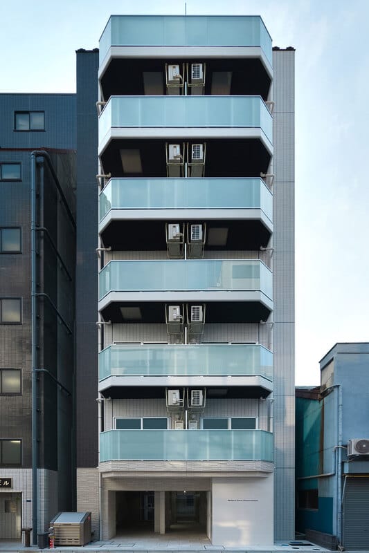 REGALO新御徒町の写真