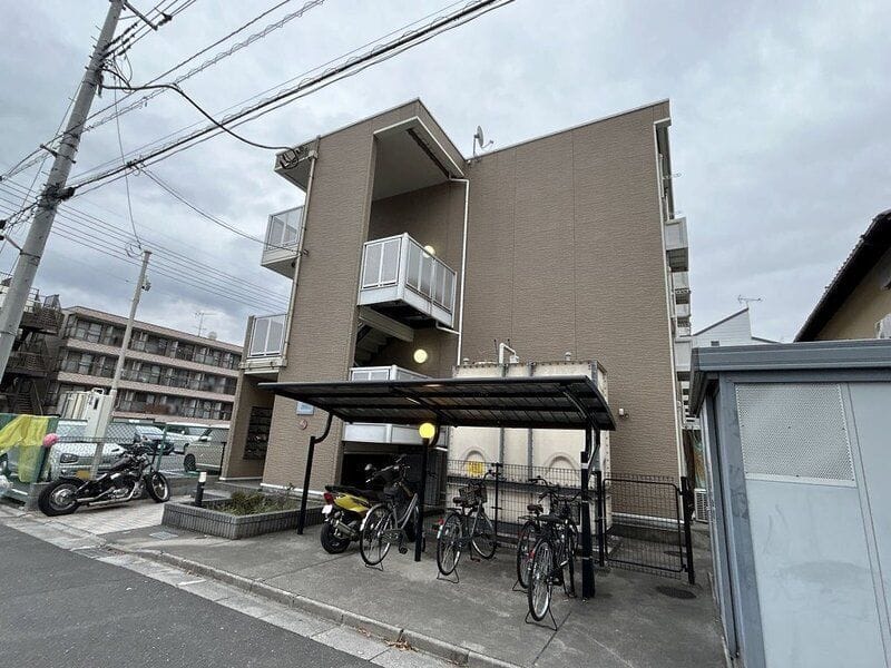 レオパレスカリンの写真