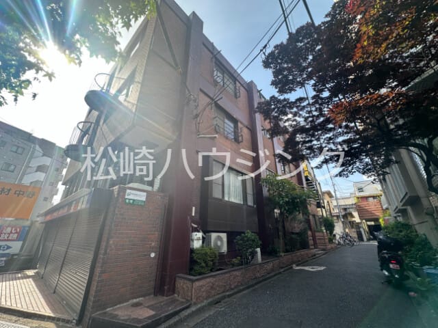 タキガサキビルの写真