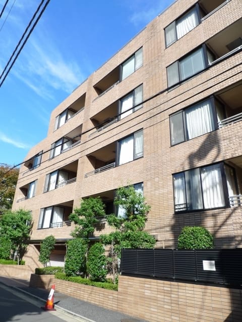 クレマージュ南青山の写真