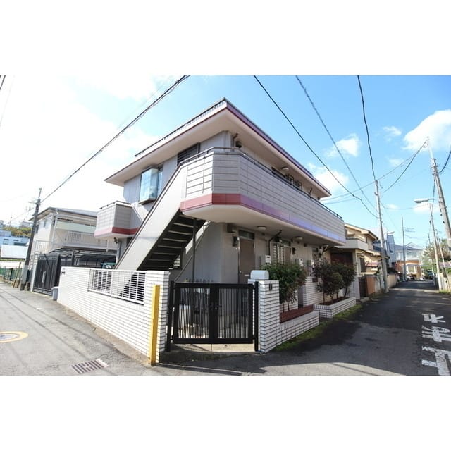 エルマーノ・カーサ・ナガタニの写真