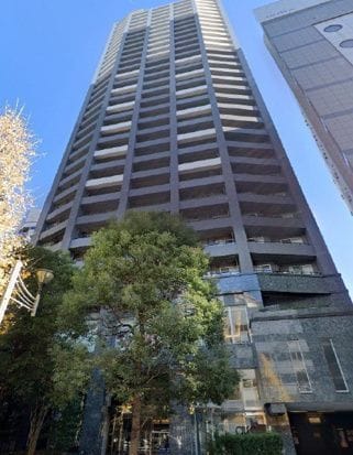 ファーストリアルタワー新宿の写真