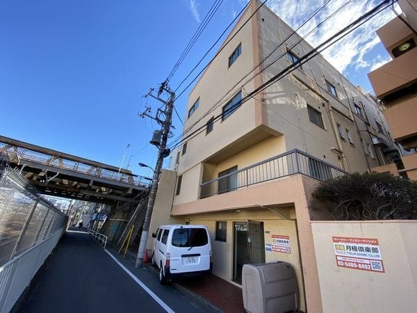 ウエストインパート13の写真