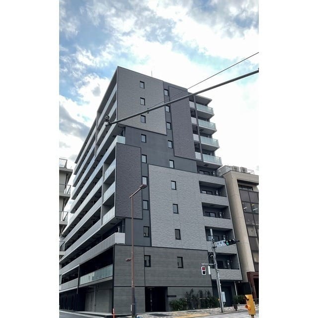 市谷台町坂フロントの写真