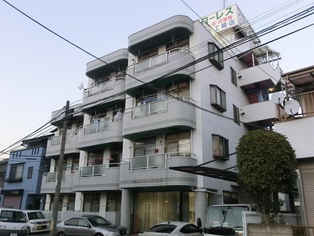 フローレス壱番館・弐番館の写真