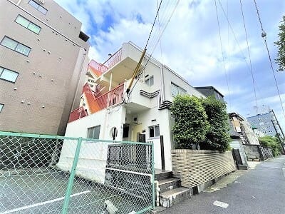 篠田ビルの写真