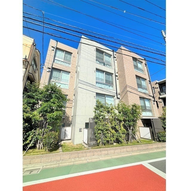 ウェルスクエアイズム高井戸の写真