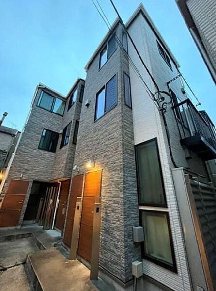 King House新宿御苑(キングハウスシンジュクギョエン)の写真