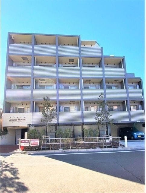 Beverly Homes 赤塚公園Ⅱ 102