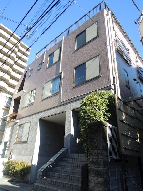 シャルレ早稲田 204