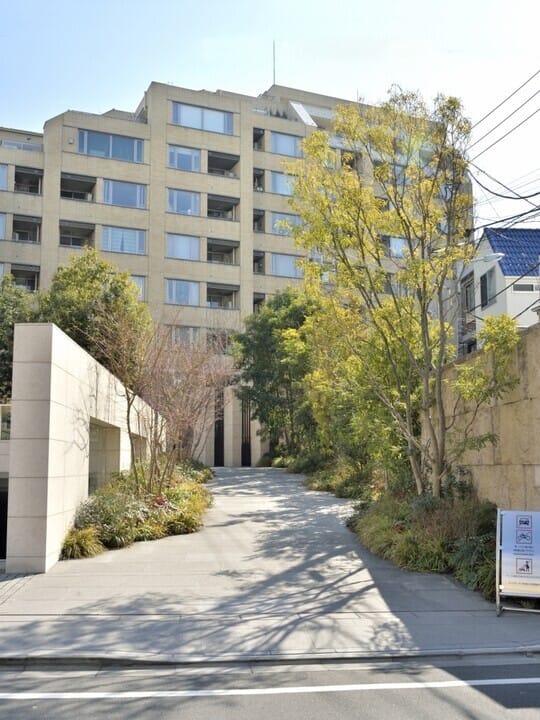 ミッドガーデン赤坂氷川 110