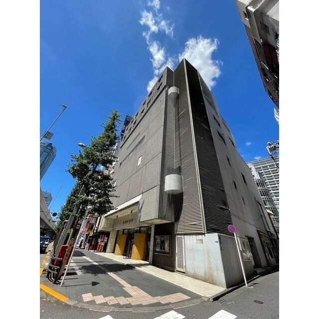 俳優座ビルの写真