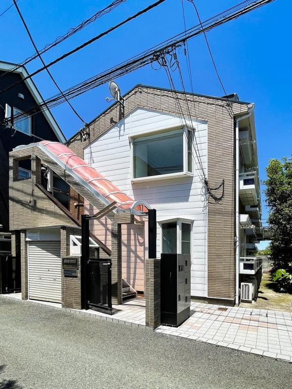 調布ウエストの写真