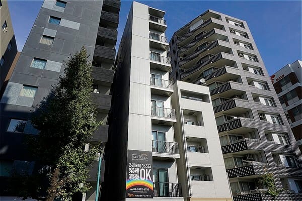 ラシクラス目白通りの写真