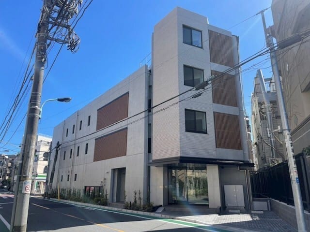 鷹番マンションの写真