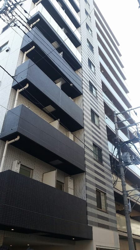 エストゥルース入谷の写真