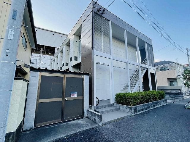 レオパレスアーバン領家の写真