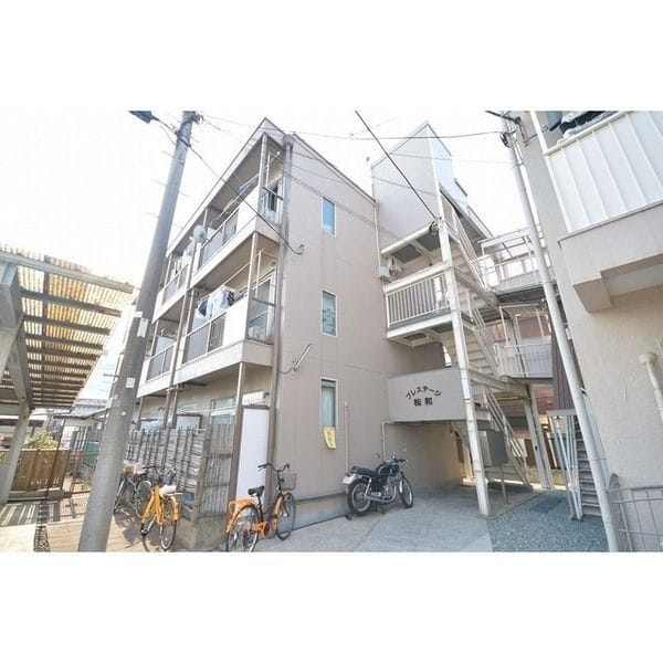 プレステージ松和の写真