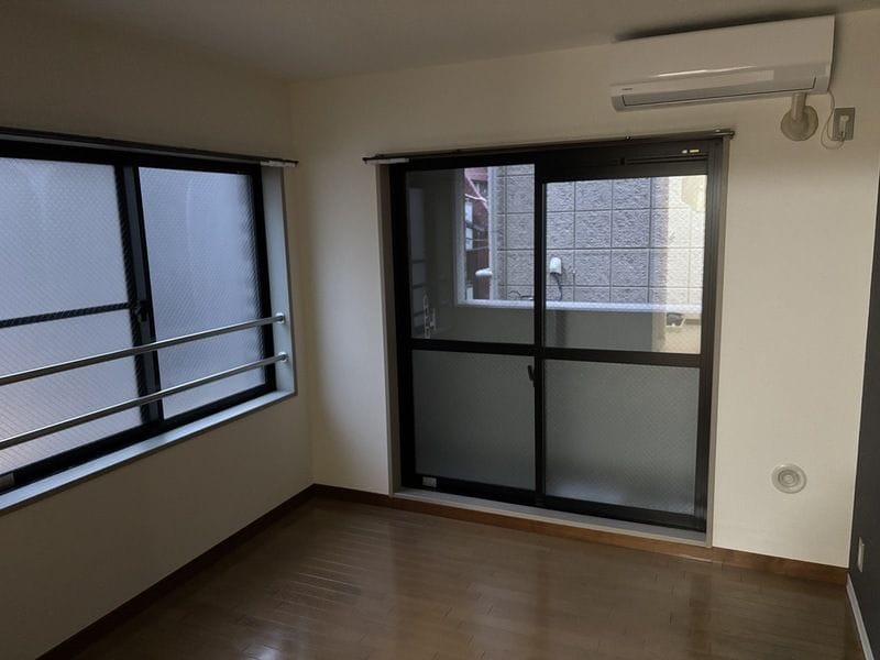 グランヴァン四谷三丁目 301