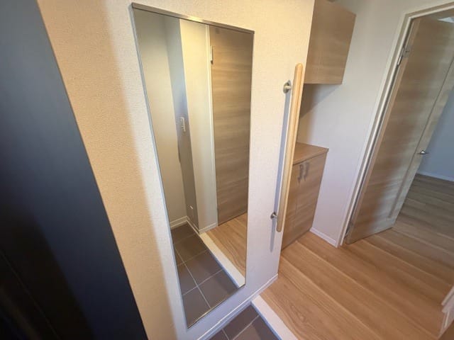 グレースネーブル 201